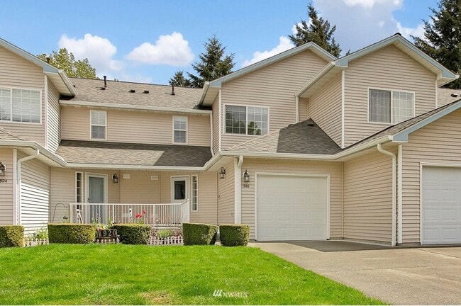 Foto del edificio - Federal Way Townhome Condo- 2 bedroom 2.5 bathroom, 1 car garage - Available NOW!