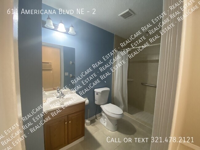 Foto del edificio - 611 Americana Blvd NE