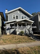 Building Photo - 1006 Cottage Ave