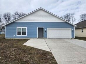 Building Photo - 3773 Joy Cir E