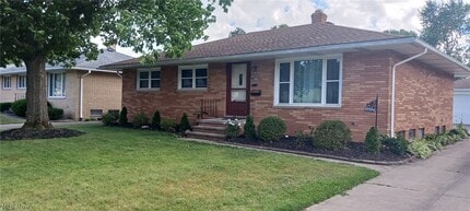 Building Photo - 6894 Lalemant Dr