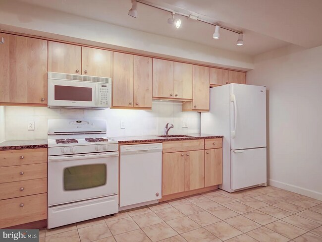 Building Photo - 4316 4th St NW