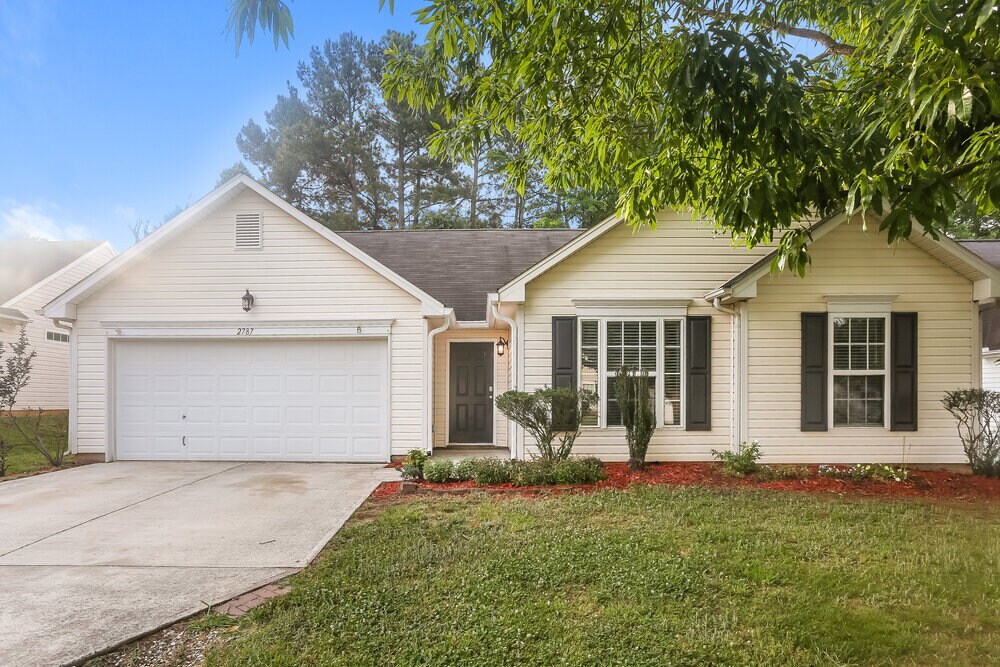 Foto principal - 2787 Island Point Dr NW