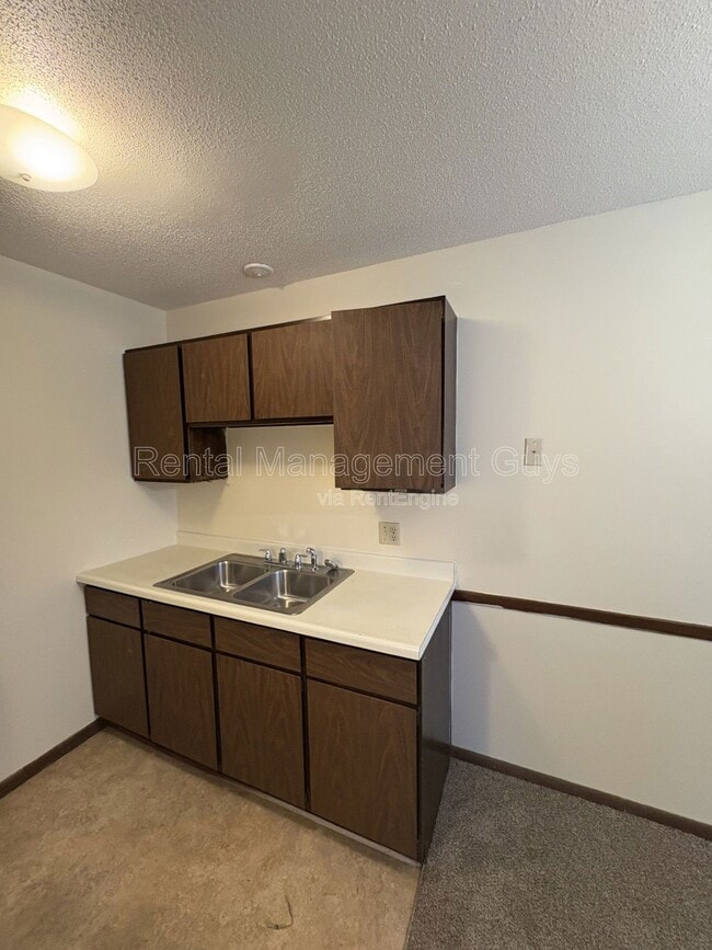 Building Photo - 2112 N 44th Ave