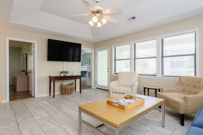 Building Photo - 741 Fort Fisher Blvd N