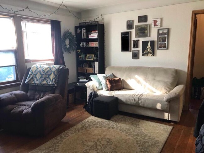 Building Photo - 1765 Randolph Ave