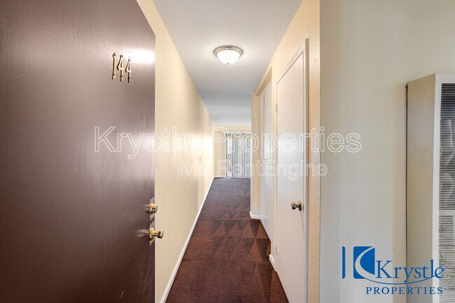 Building Photo - 144 Kathy Ellen Dr