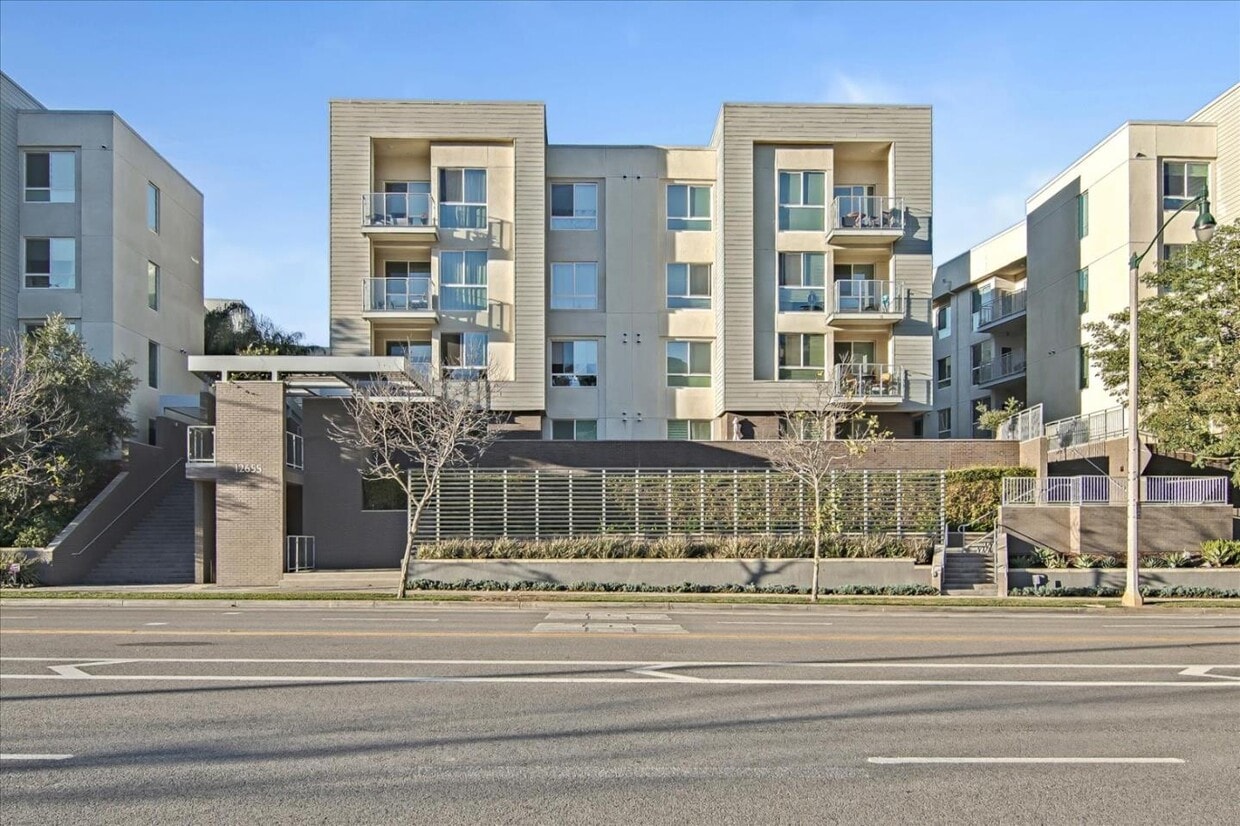 25 Apartments for Rent in Playa Vista, CA Westside Rentals