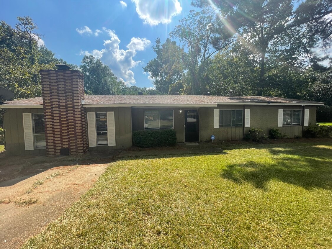 Foto principal - 1405 Dianne Dr