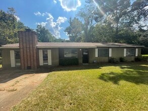 Building Photo - 1405 Dianne Dr