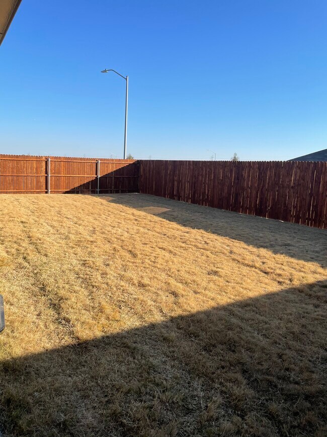 Building Photo - 856 Wilmott Ter