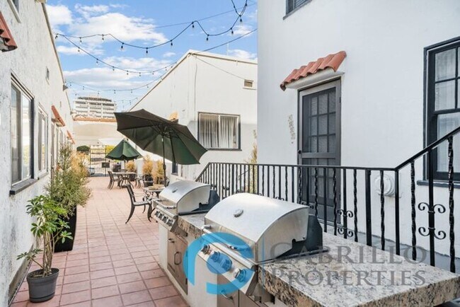 Foto del edificio - 417 Juniper St