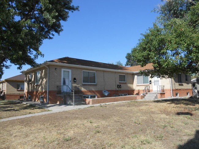 Building Photo - 5601-5611 Martin Luther King Blvd