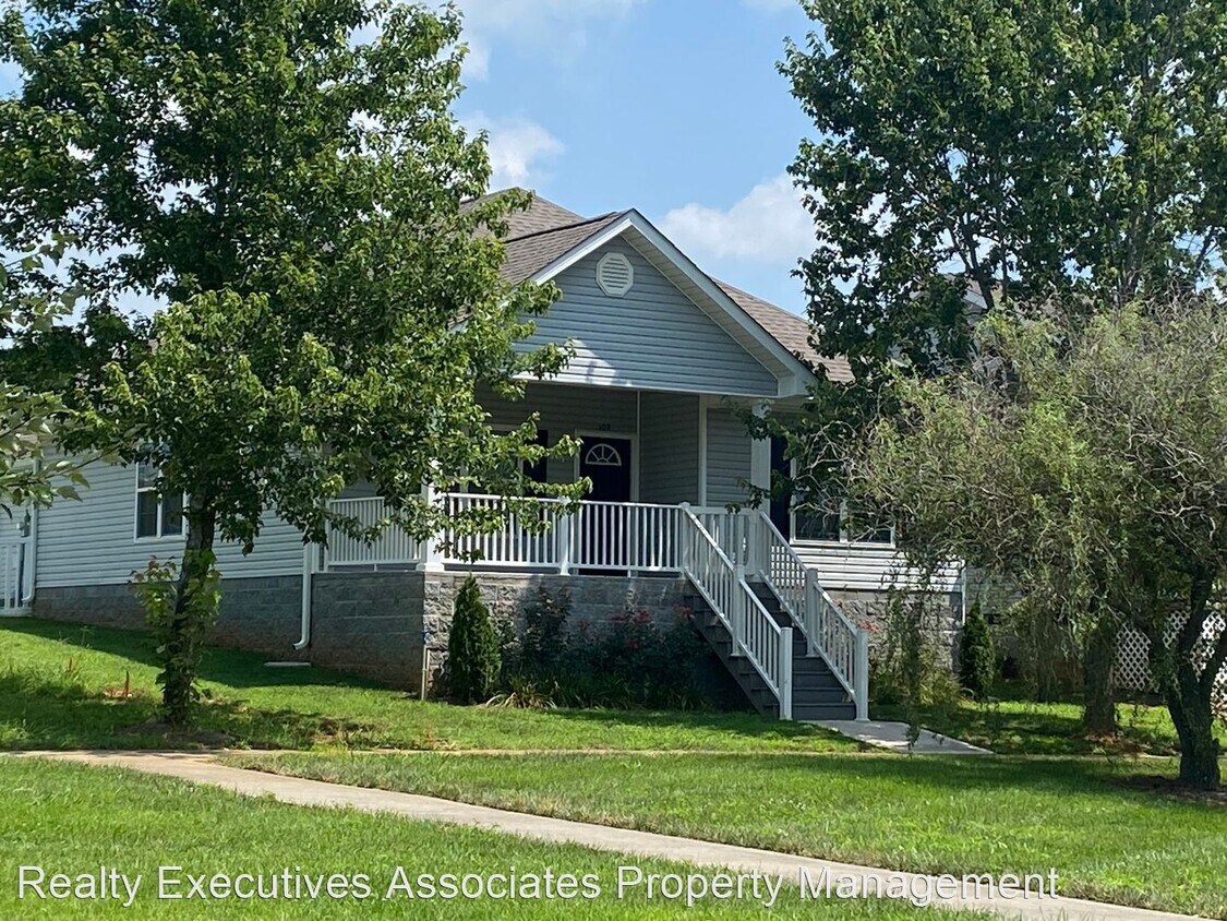 Primary Photo - 2 br, 2 bath House - 109 Willow Creek Blvd.