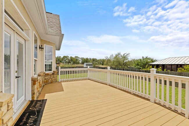 Foto del edificio - 2159 Hedgestone