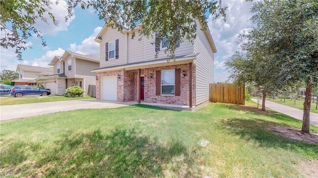 Foto del edificio - 2700 Horse Haven Ln