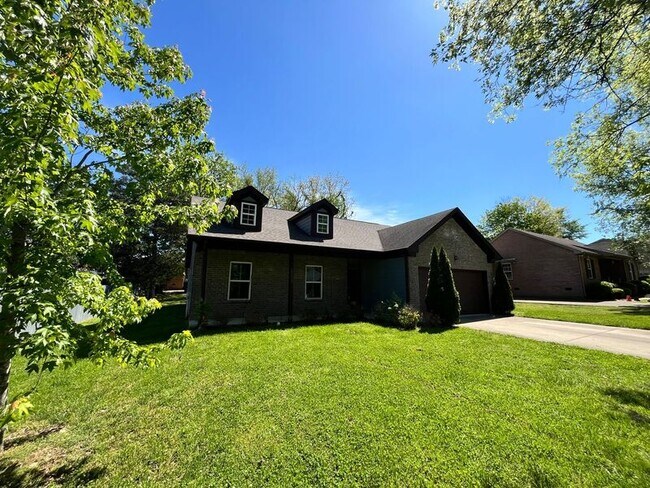 Building Photo - 2609 Vista Ln