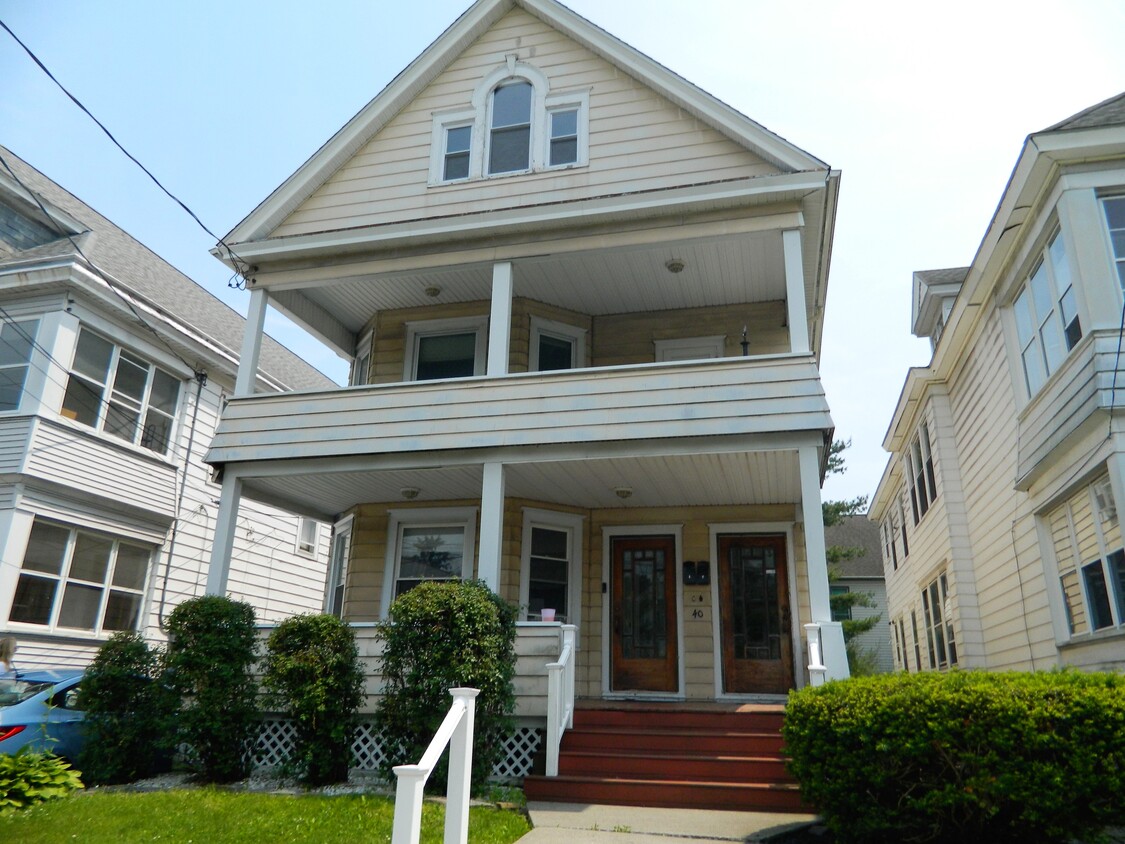 CURB APPEAL WITH 2ND FLOOR PORCH - 40 Summit Ave