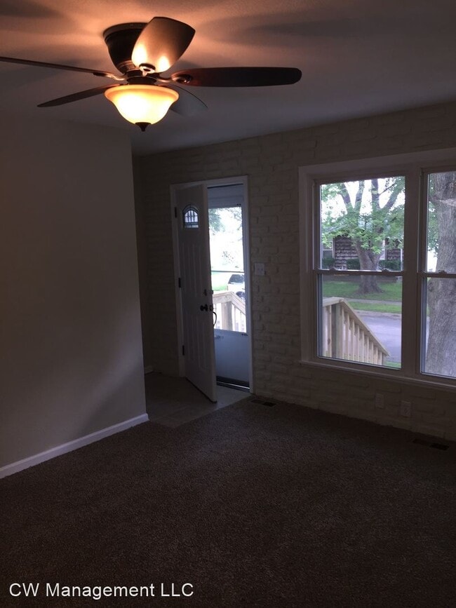 Foto del edificio - 3 br, 1 bath House - 644 Mohican Drive