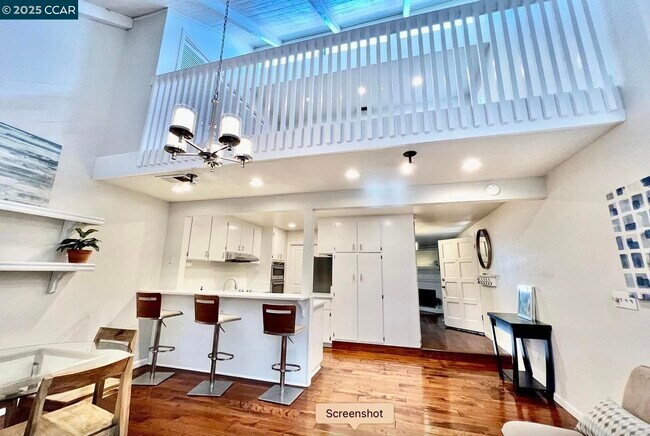 Foto del edificio - 5 Songbird Ct