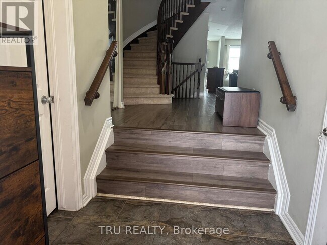 Building Photo - 247 Hunterbrook St