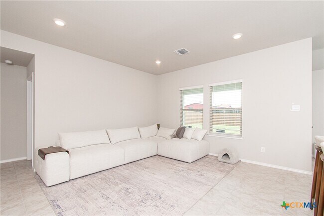 Foto del edificio - 1309 Prairie Clover Rd