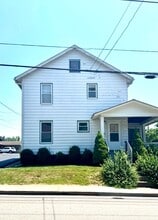 Building Photo - 567 N Walnut St