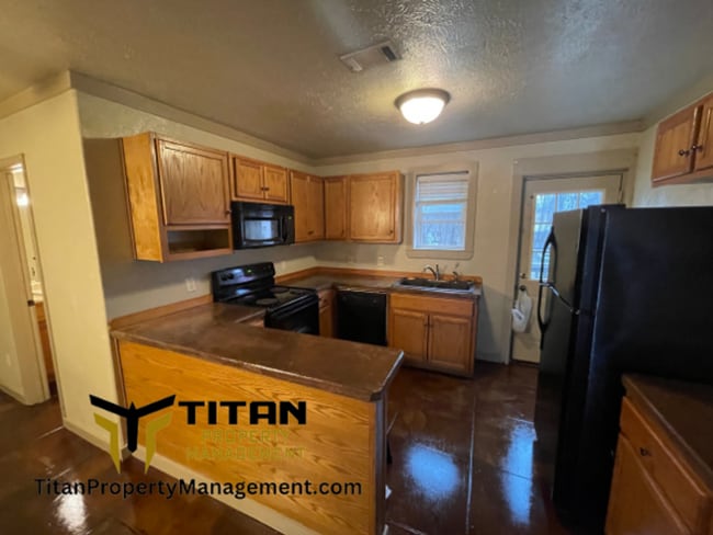 Building Photo - 1br/1ba apartment