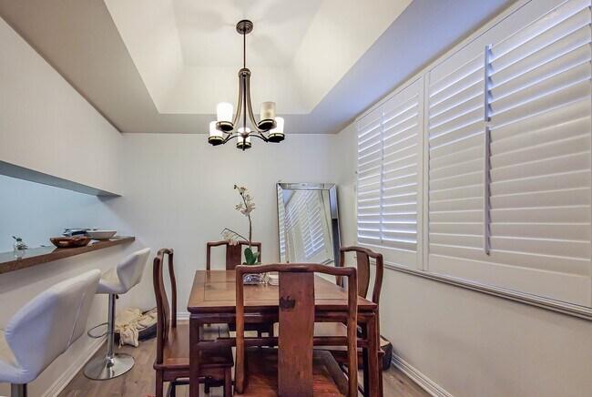 Foto del edificio - 812 N Hudson Ave