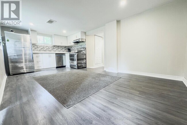 Building Photo - 6072 Hillsdale Dr