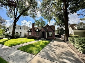 Building Photo - 1637 Bonnie Brae St