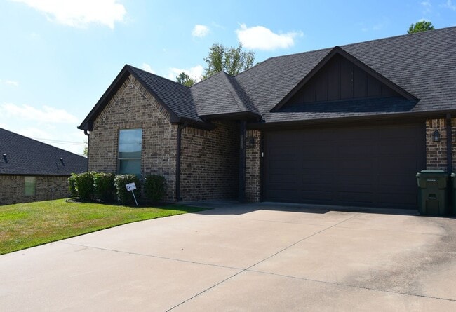 Building Photo - 15542 County Rd 178