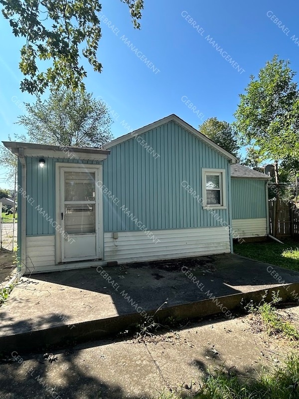 Building Photo - 1453 Carman St