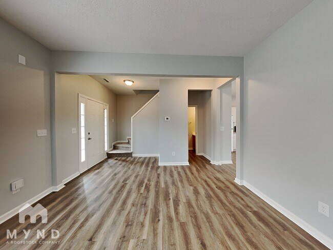 Foto del edificio - 3101 Tuckland Dr