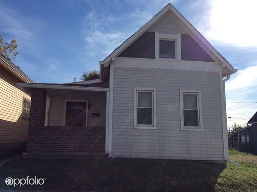 Primary Photo - 25 E Caven St