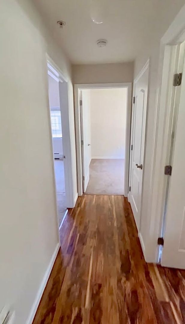 Building Photo - 520 Riverview Drive, Unit 506