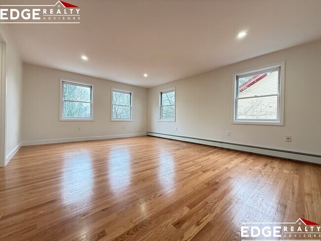 Foto del edificio - 29 Cottage St