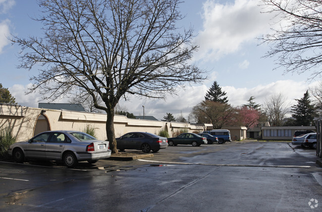 Building Photo - La Hacienda Apartments