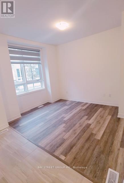 Building Photo - 8 Massachusetts Ln