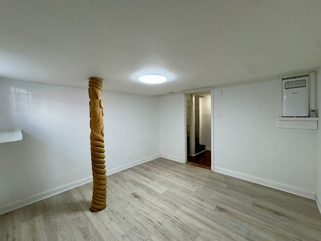 Foto del edificio - Charming & Spacious 2Bed/3Bath Home in Bal...