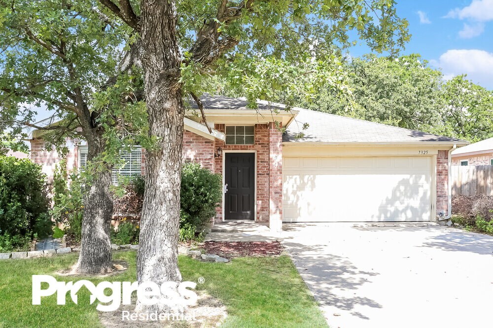 7325 Meadows Dr N, Forest Hill, TX 76140 House Rental in Forest Hill