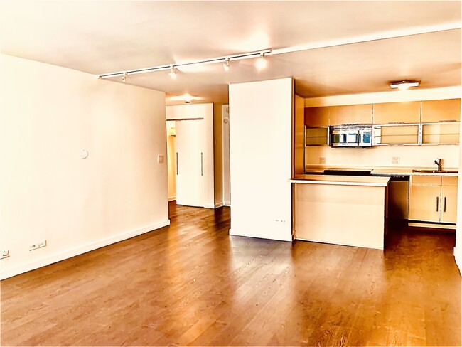 Foto del edificio - 233 E Erie St