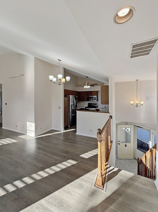 Foto del edificio - 404 W Hamilton Dr