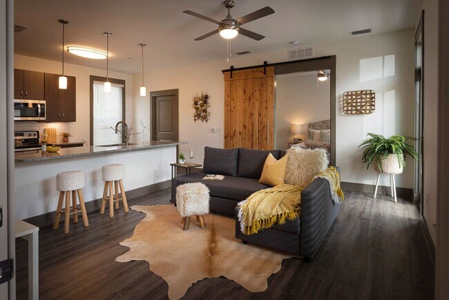 Foto del interior - The Central on Orange Lake Apartments in D...