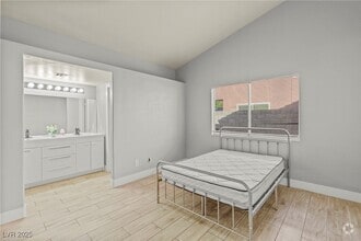 Building Photo - 5616 Royal Castle Ln