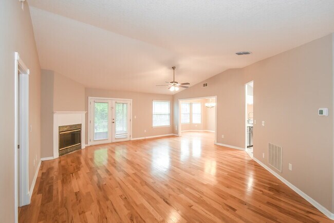Foto del edificio - 4737 Kernan Mill Ln E