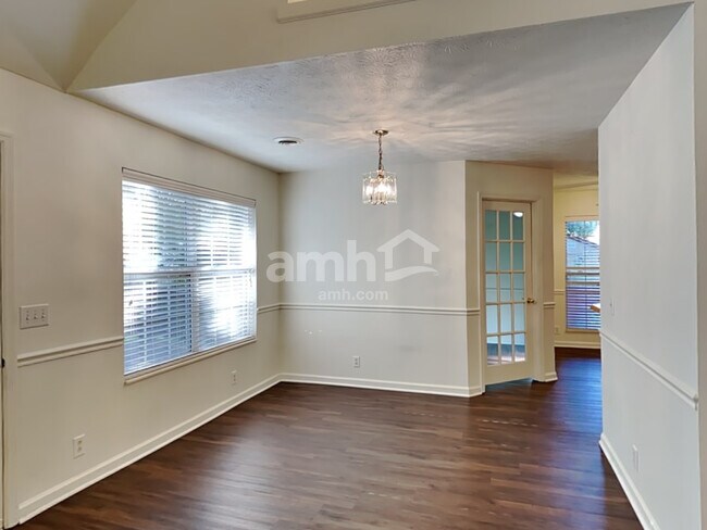 Building Photo - 205 Reidway Drive