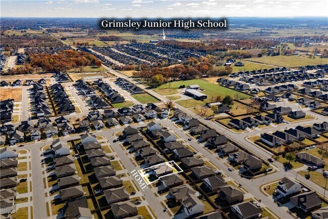 Building Photo - 2061 Periwinkle Pl