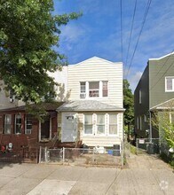 Building Photo - 80-07-80101 101st Ave
