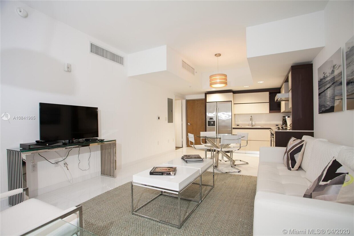 Foto principal - 2155 Washington Ct